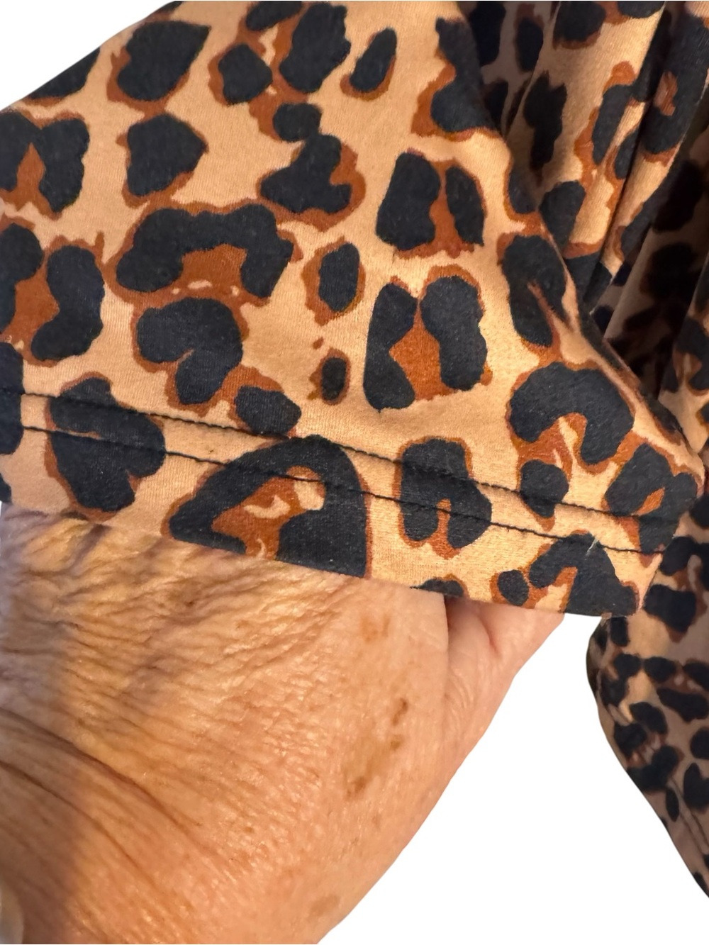 FALL!! Leopard Print Long Sleeve Top - PLUS: 2X #9 - Picture 4 of 8